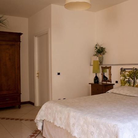 Residence Montefiore Сан-Баронто Экстерьер фото
