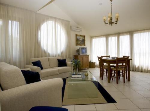 Residence Montefiore Сан-Баронто Экстерьер фото