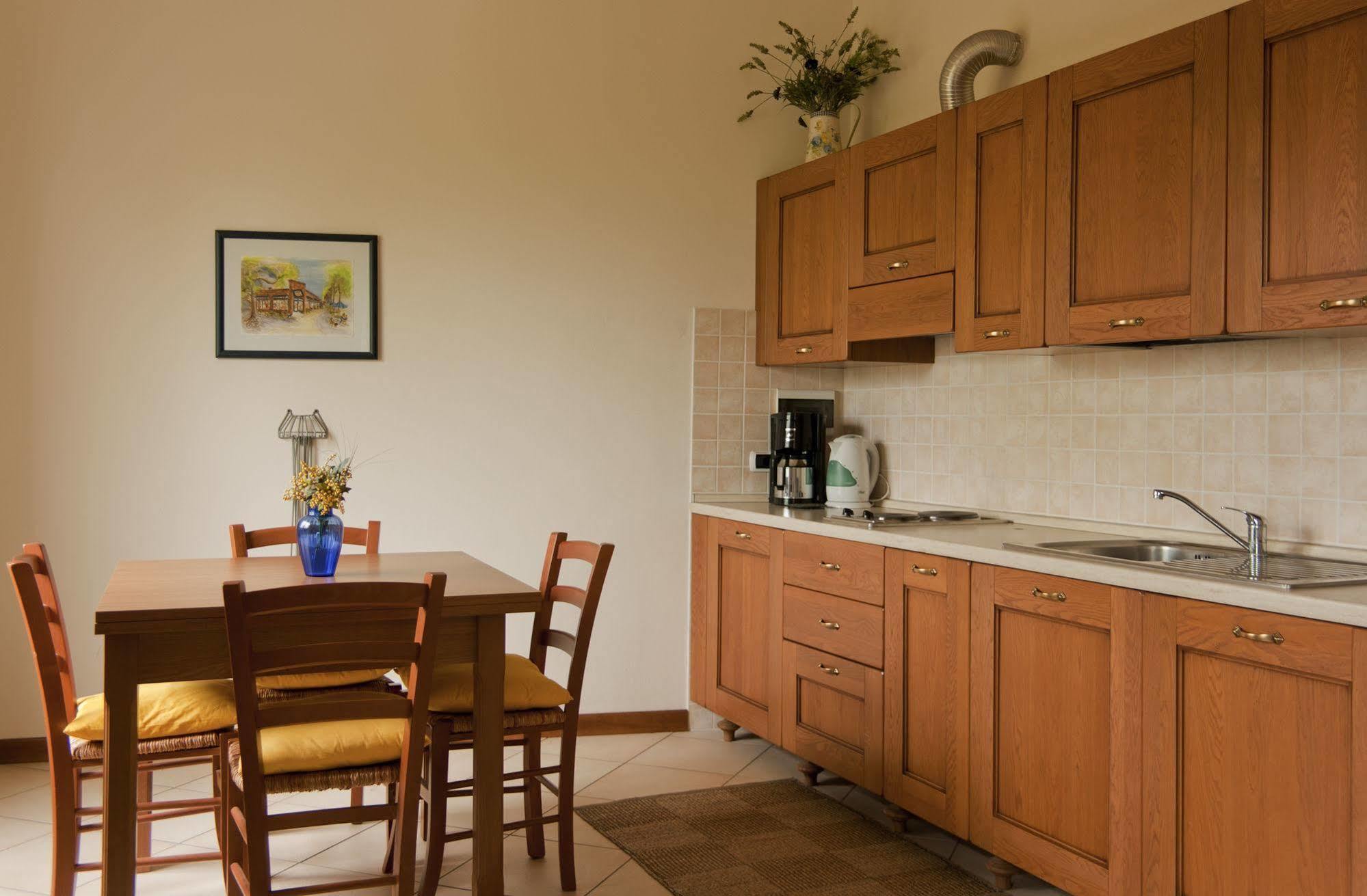 Residence Montefiore Сан-Баронто Экстерьер фото